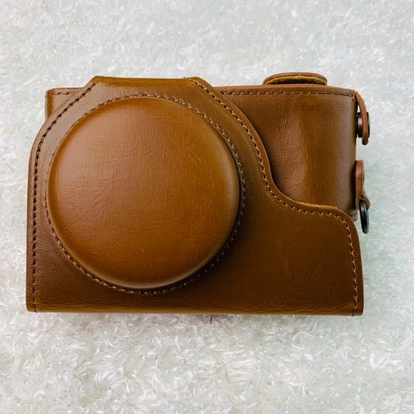 New MegaGear Ever Ready Leather Camera Case fits Sony Cyber-Shot DSC-RX1… - Picture 2 of 16
